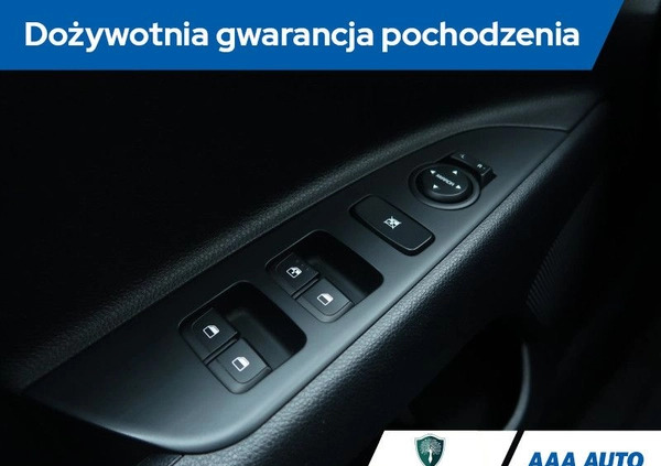 Kia Rio cena 54000 przebieg: 89199, rok produkcji 2019 z Konstancin-Jeziorna małe 277